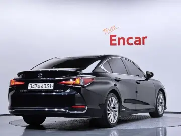 2018 Lexus ES с пробегом 110 764 км