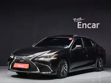 2018 Lexus ES с пробегом 111 316 км