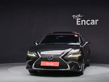 2018 Lexus ES с пробегом 111 316 км