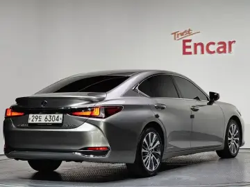 2019 Lexus ES с пробегом 173 021 км
