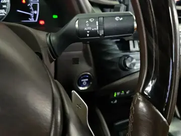 2019 Lexus ES с пробегом 173 021 км