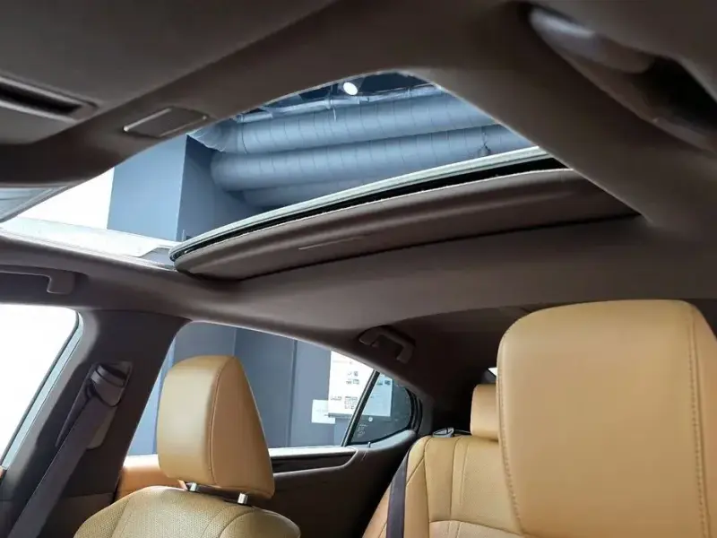 2021 Lexus ES с пробегом 97 461 км