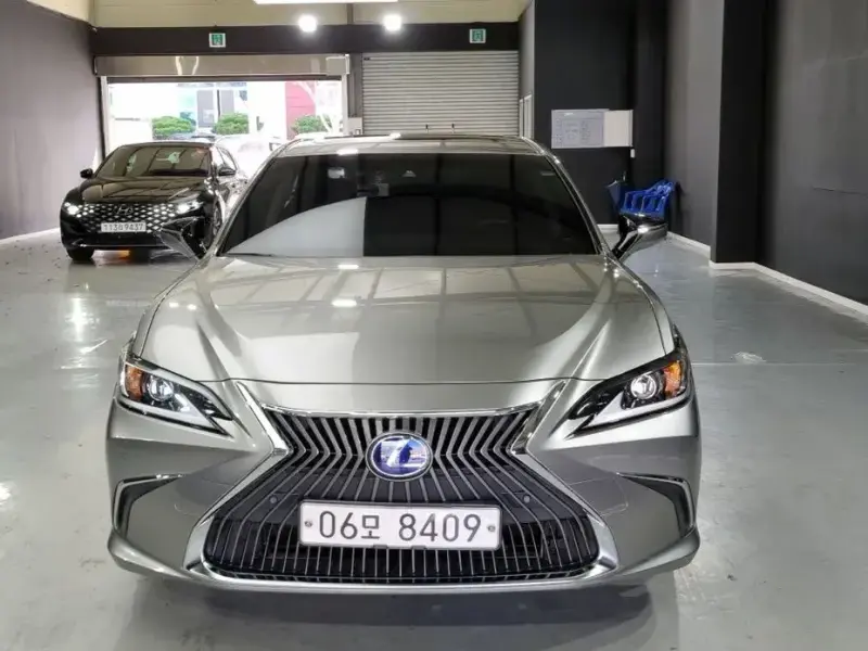 2018 Lexus ES с пробегом 122 170 км