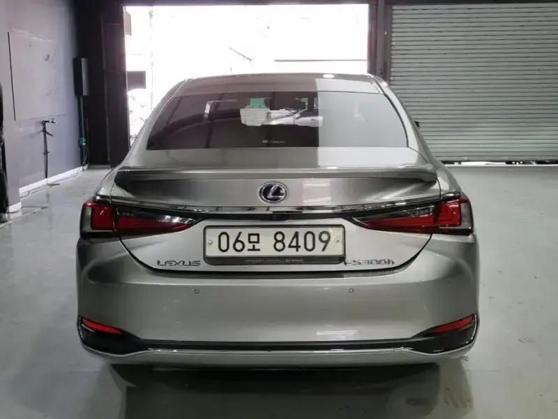 2018 Lexus ES с пробегом 122 170 км