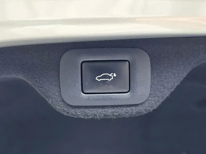2019 Lexus ES с пробегом 91 745 км
