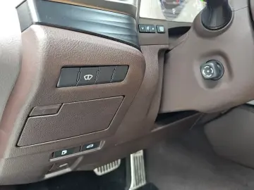 2019 Lexus ES с пробегом 91 745 км