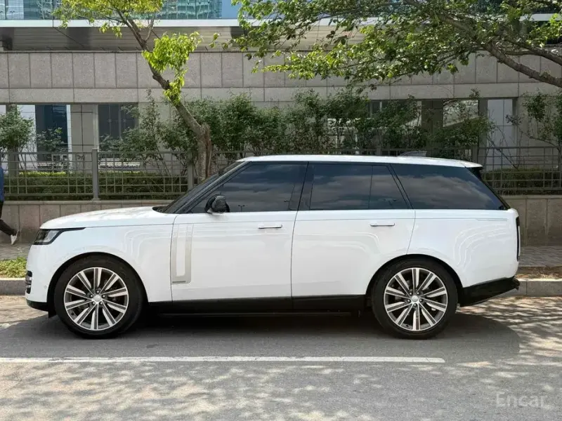 2023 Land Rover Range Rover с пробегом 53 260 км