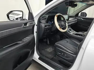 2023 Hyundai Palisade с пробегом 38 032 км