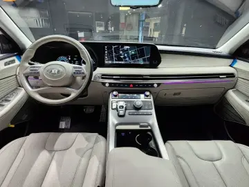 2023 Hyundai Palisade с пробегом 25 865 км