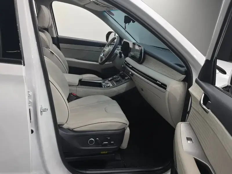2023 Hyundai Palisade с пробегом 20 988 км