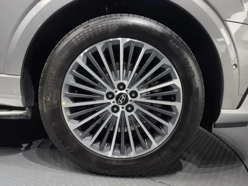 2025 Hyundai Palisade с пробегом 8 462 км