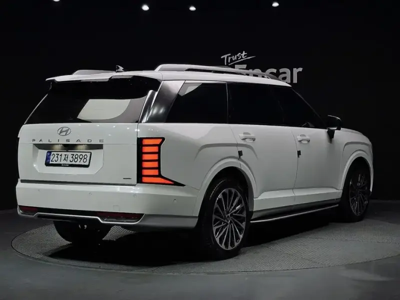 2025 Hyundai Palisade с пробегом 15 560 км