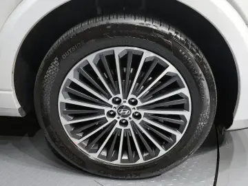 2025 Hyundai Palisade с пробегом 7 361 км