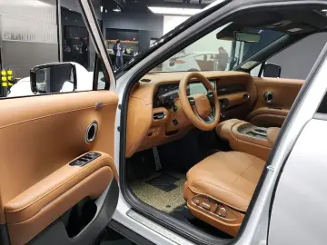 2025 Hyundai Palisade с пробегом 7 361 км