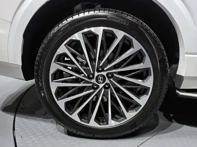 2025 Hyundai Palisade с пробегом 9 815 км