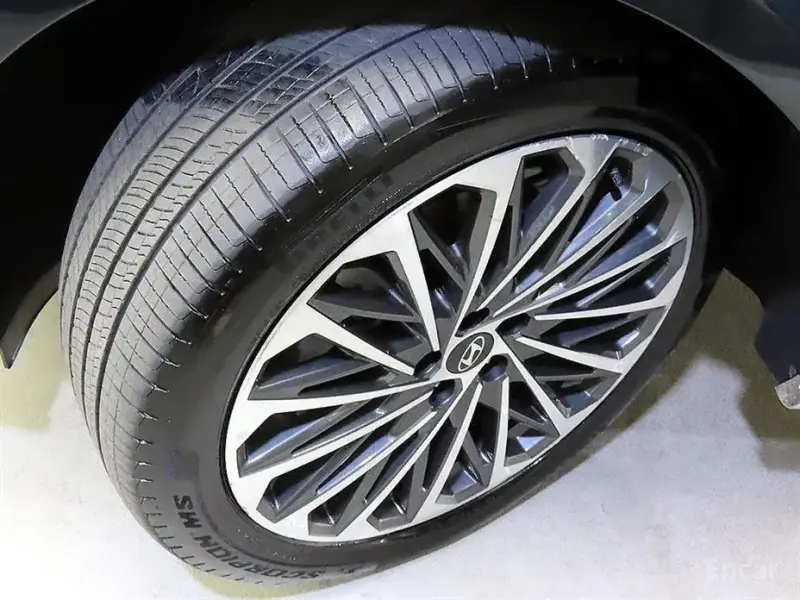 2025 Hyundai Palisade с пробегом 25 708 км