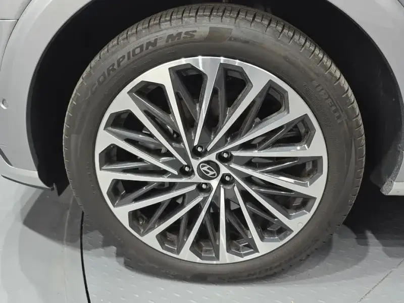 2025 Hyundai Palisade с пробегом 10 727 км