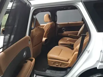 2025 Hyundai Palisade с пробегом 8 221 км