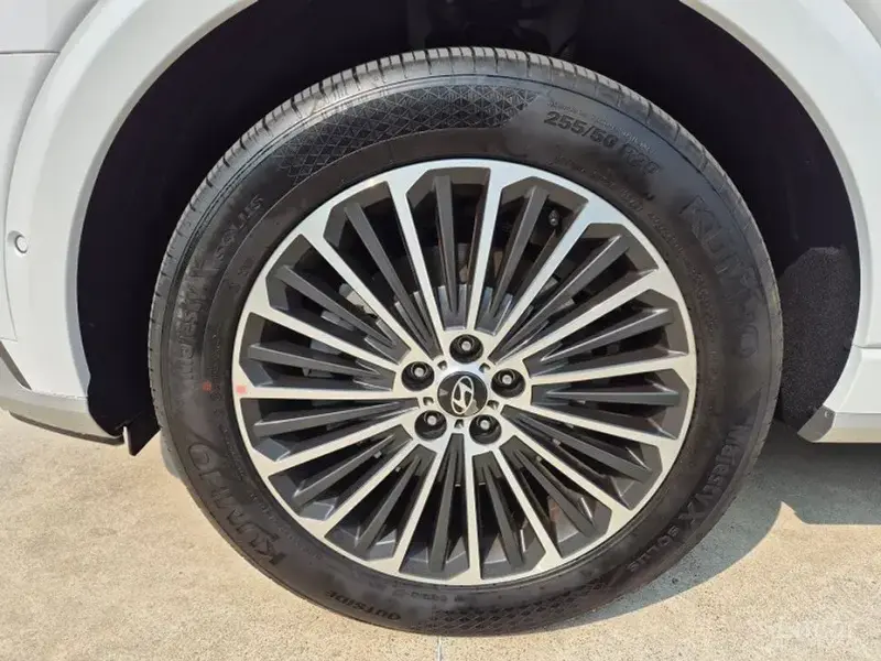 2025 Hyundai Palisade с пробегом 7 325 км