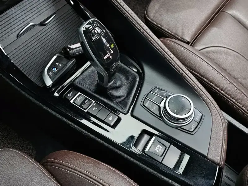 2022 BMW X2 с пробегом 53 119 км