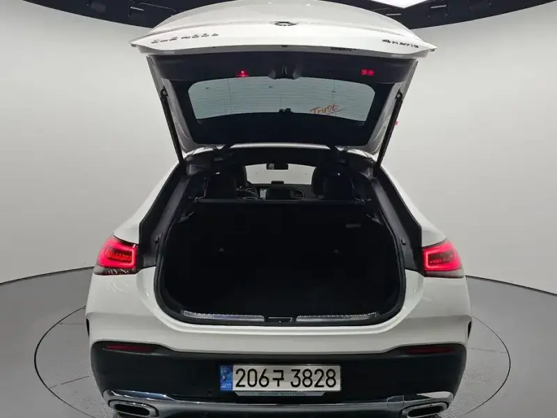 2023 Mercedes-Benz GLE Coupe с пробегом 9 818 км