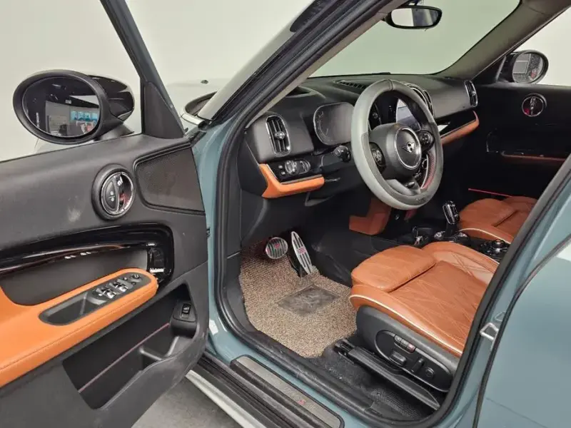 2020 Mini Countryman с пробегом 66 269 км