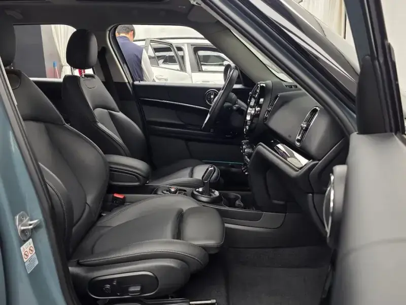 2021 Mini Countryman с пробегом 68 139 км