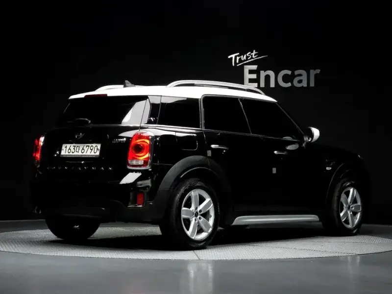 2020 Mini Countryman с пробегом 64 409 км