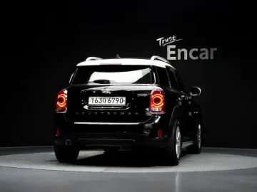 2020 Mini Countryman с пробегом 64 409 км