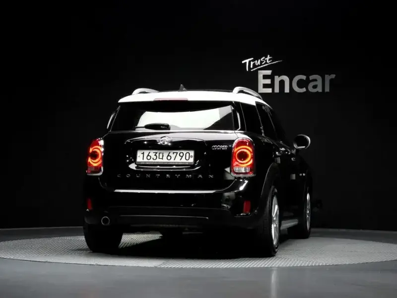 2020 Mini Countryman с пробегом 64 409 км