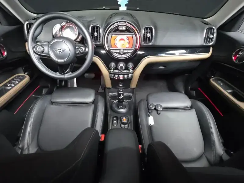 2020 Mini Countryman с пробегом 64 409 км