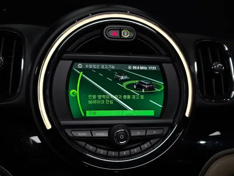 2020 Mini Countryman с пробегом 64 409 км