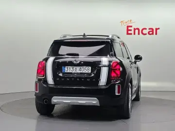 2022 Mini Countryman с пробегом 15 247 км