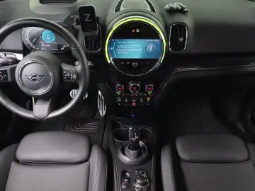 2022 Mini Countryman с пробегом 15 247 км