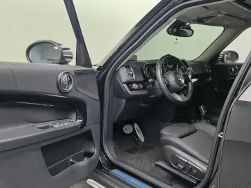 2022 Mini Countryman с пробегом 15 247 км