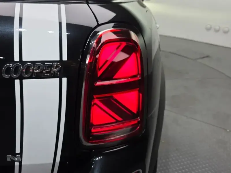 2022 Mini Countryman с пробегом 15 247 км