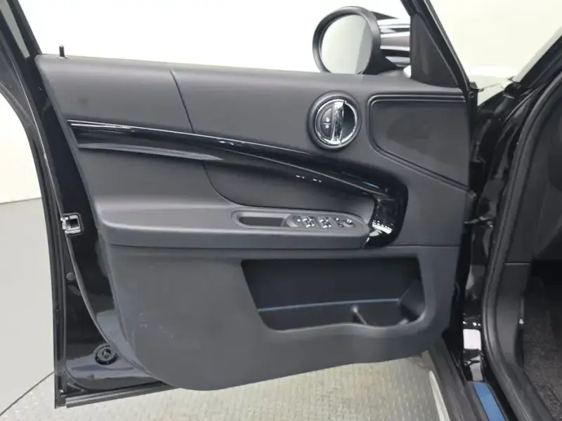 2022 Mini Countryman с пробегом 15 247 км