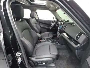 2022 Mini Countryman с пробегом 15 247 км
