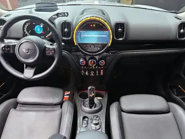 2023 Mini Countryman с пробегом 23 872 км