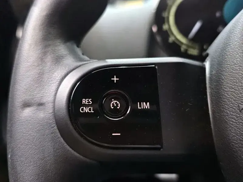 2023 Mini Countryman с пробегом 18 302 км