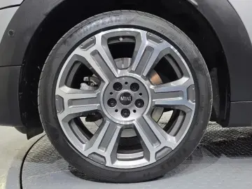 2023 Mini Countryman с пробегом 35 178 км