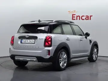 2020 Mini Countryman с пробегом 25 251 км