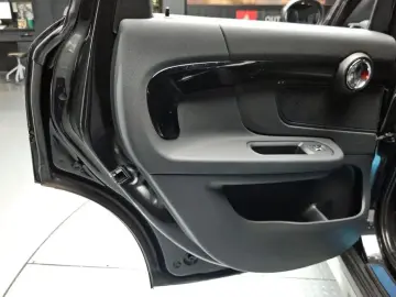 2023 Mini Countryman с пробегом 24 277 км