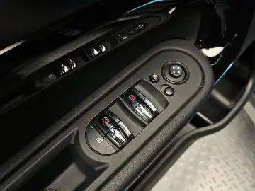 2023 Mini Countryman с пробегом 24 277 км