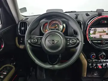2020 Mini Countryman с пробегом 26 674 км