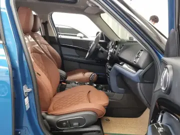 2020 Mini Countryman с пробегом 83 054 км