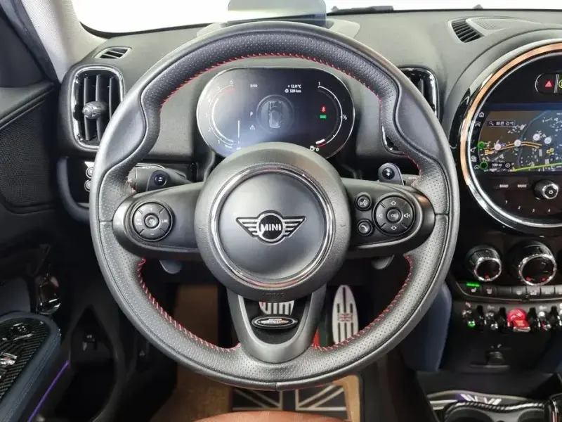 2020 Mini Countryman с пробегом 83 054 км