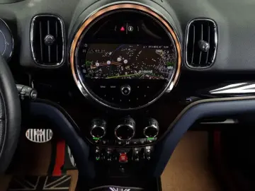 2020 Mini Countryman с пробегом 83 054 км