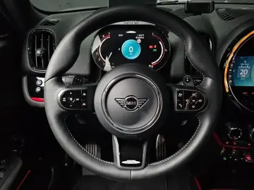 2023 Mini Countryman с пробегом 18 338 км