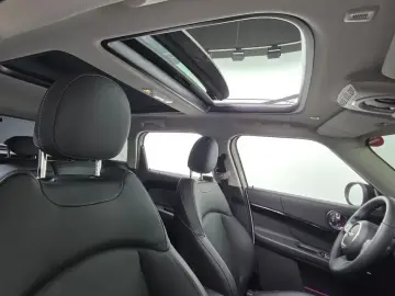 2023 Mini Countryman с пробегом 32 049 км
